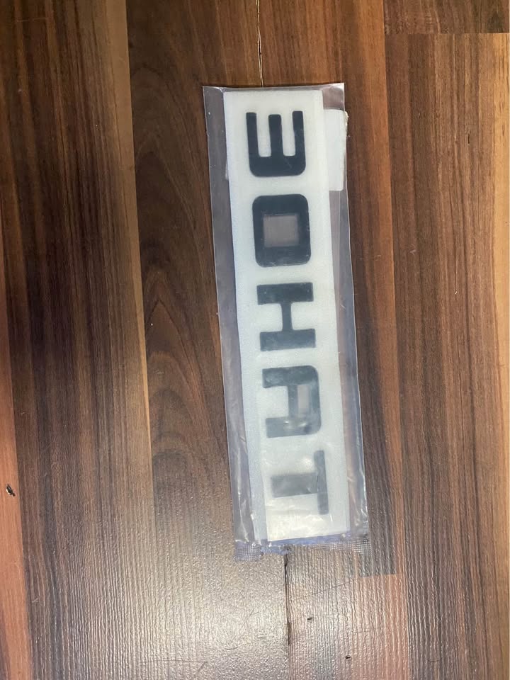 1Pc Rear Trunk Emblems Letter Badge Tahoe 2007-2016 - photo 2