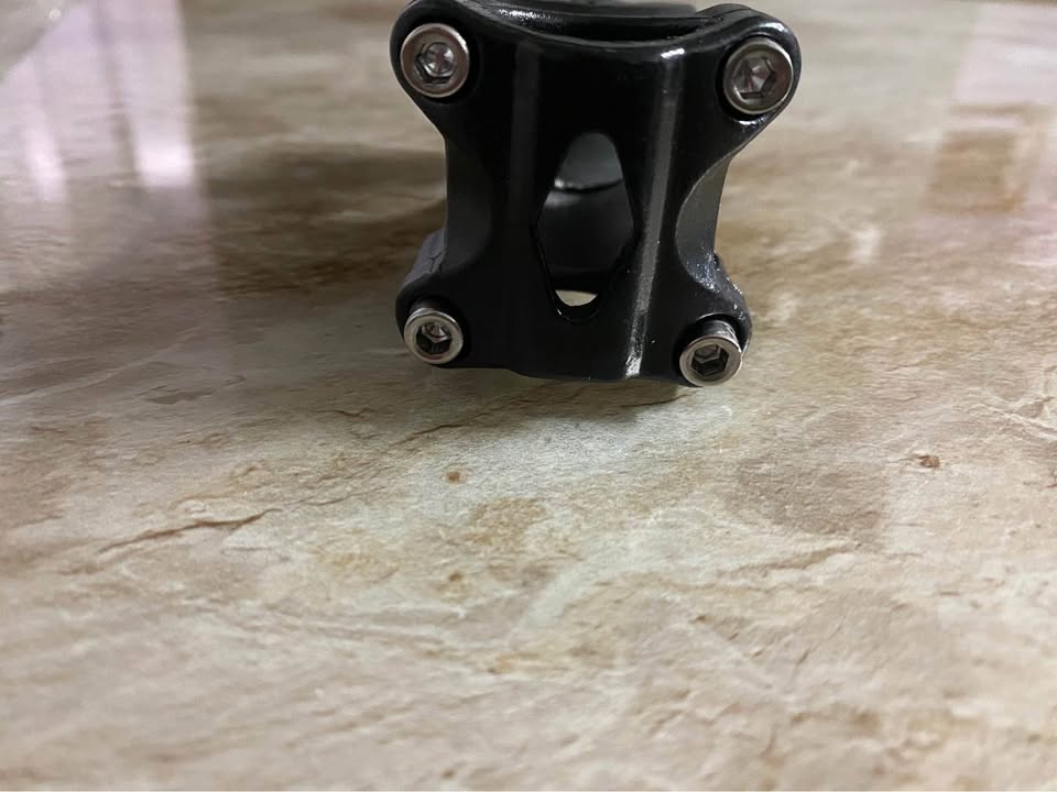 Handlebar Clamp for Kids Bike and Scooter - photo 3