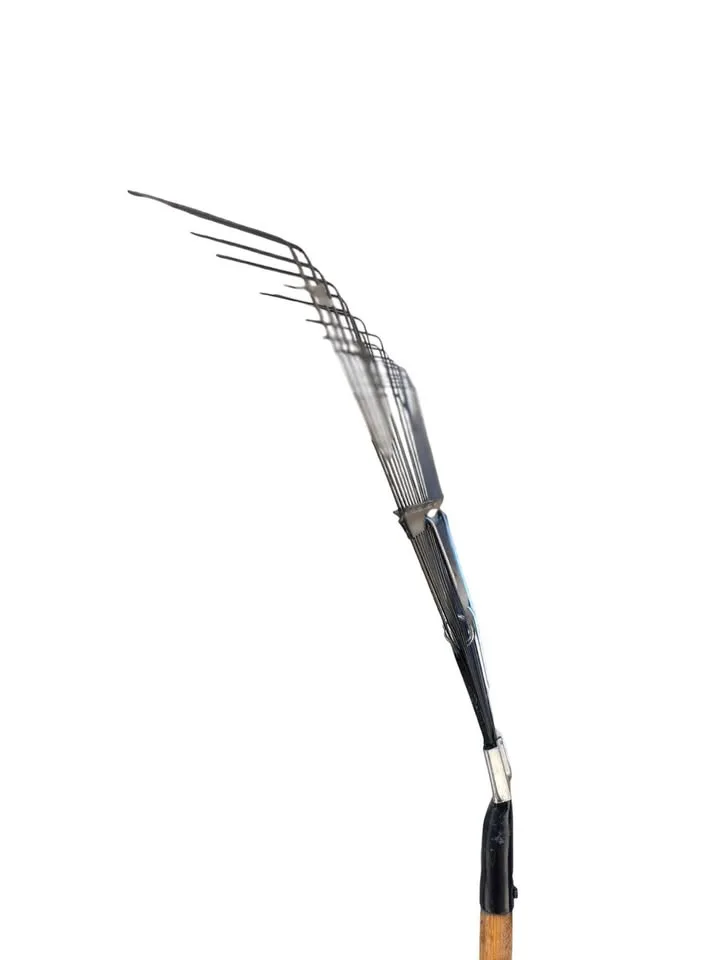 22-in Wide Metal 22-Tine Leaf Rake, 48-in Hardwood Shaft image indicator(2)