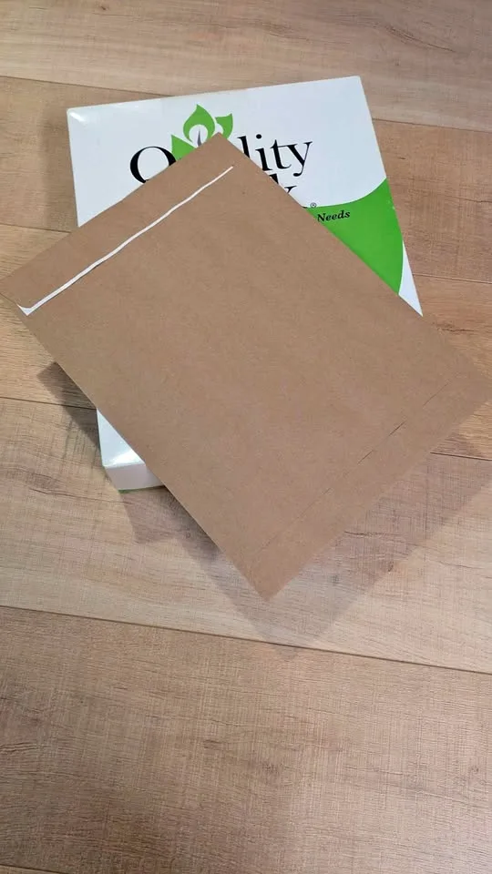 Pack of Kraft catalogue envelopes thumbnail