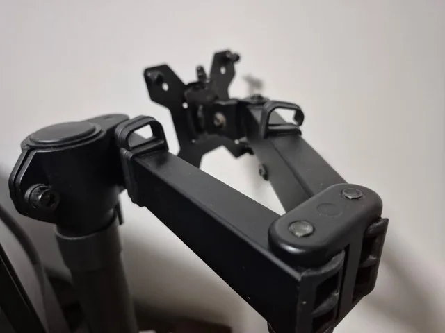 Acer Nitro QG1 Series Monitor + Monitor Arm image indicator(6)