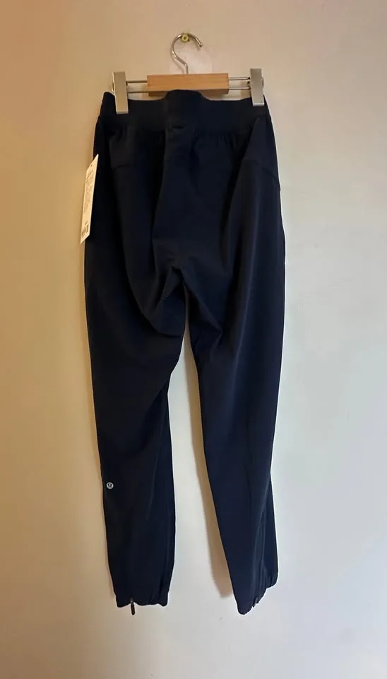 NWT adpated state jogger size 2 lululemon image indicator(6)