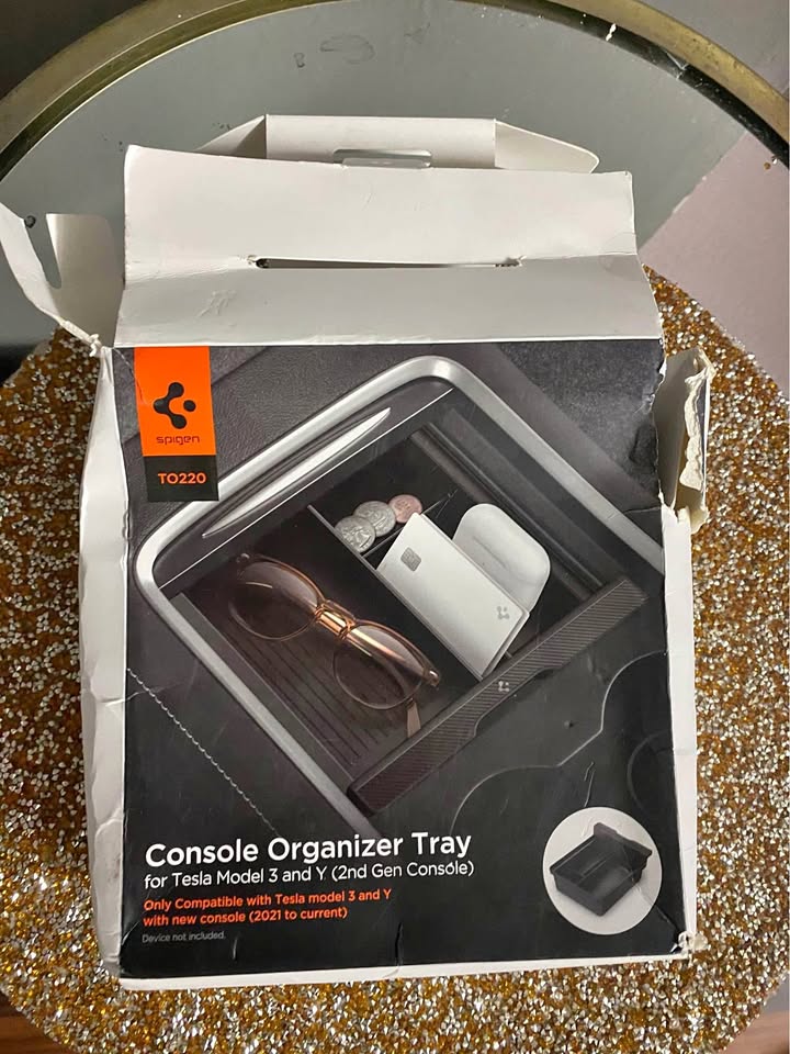 Tesla console organizer tray