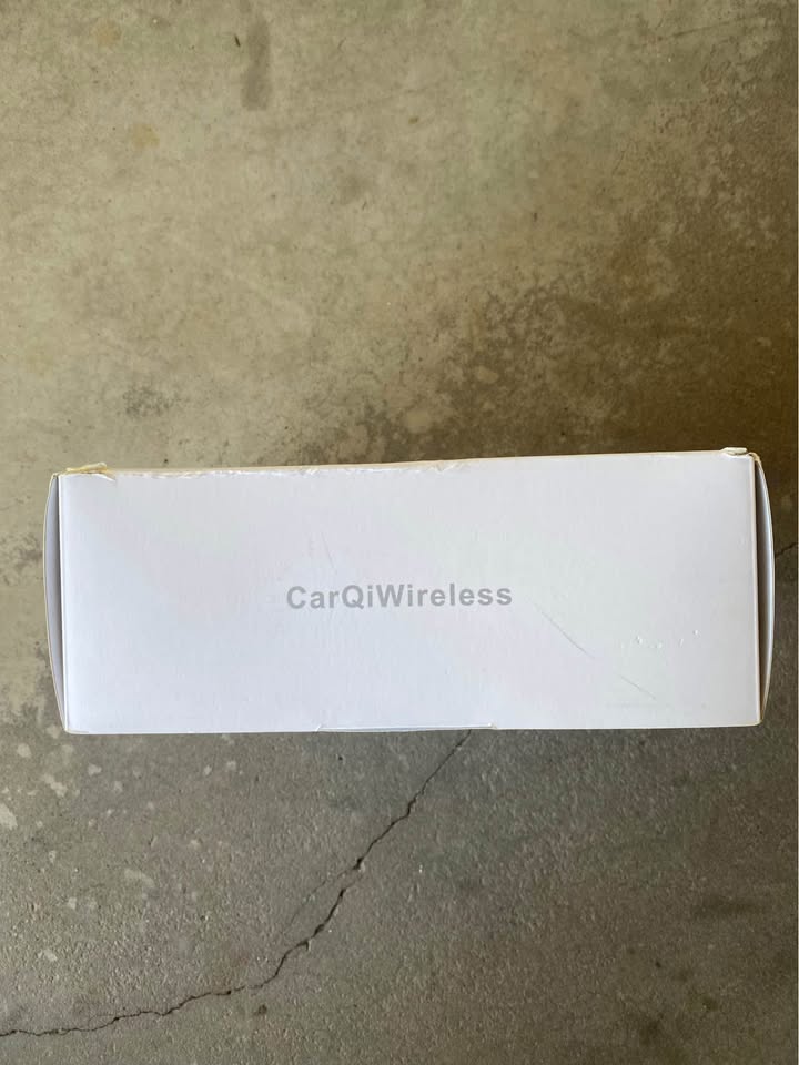 Toyota 4Runner wireless charger - photo 2