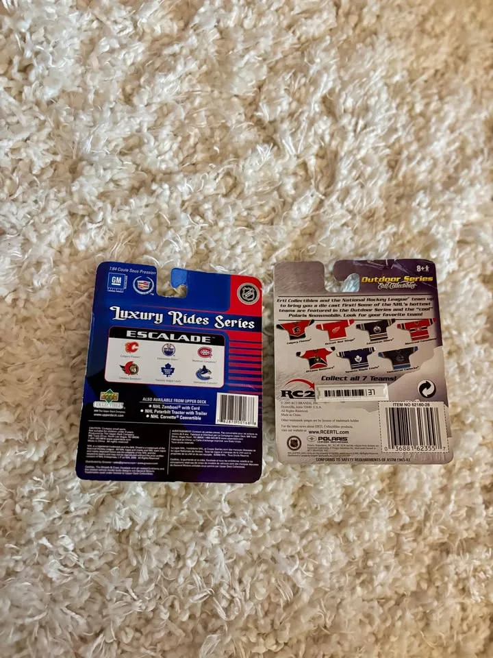 Toronto Maple Leafs Collectible Diecast Cars image indicator(4)