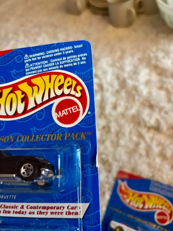 Hot Wheels Corvette & Mustang- Avon Father & Son Packs image indicator(4)