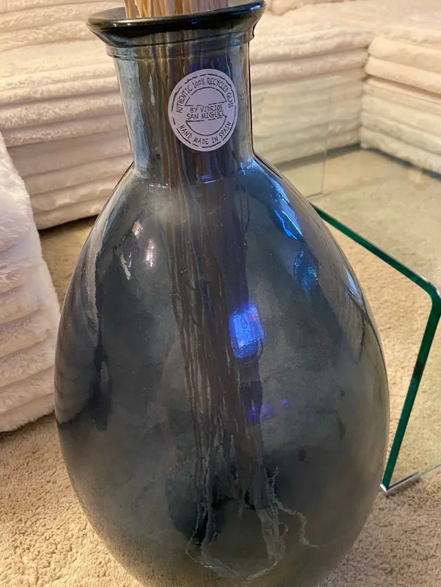 San Miguel Glass Vase from Spain image indicator(2)