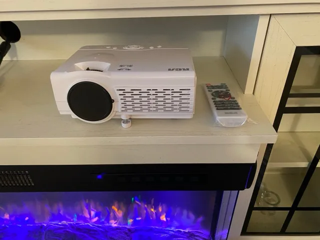 RCA Projector with 100 inch Screen thumbnail