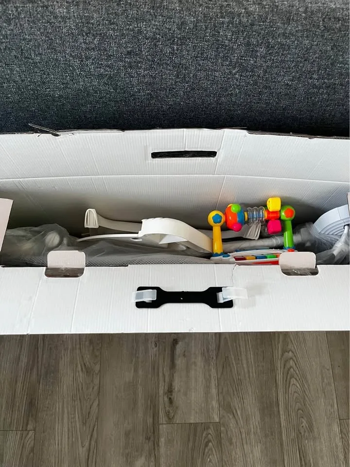 CuddoBaby 4-in-1 Baby Bouncer w/ Piano & Tray image indicator(6)