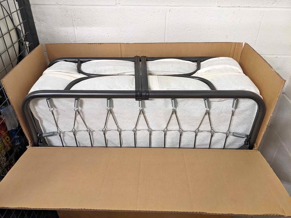 Folding Bed with mattress