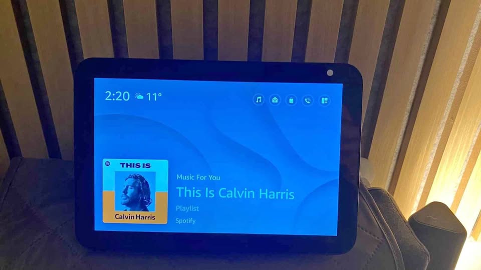 Amazon Echo Show 8