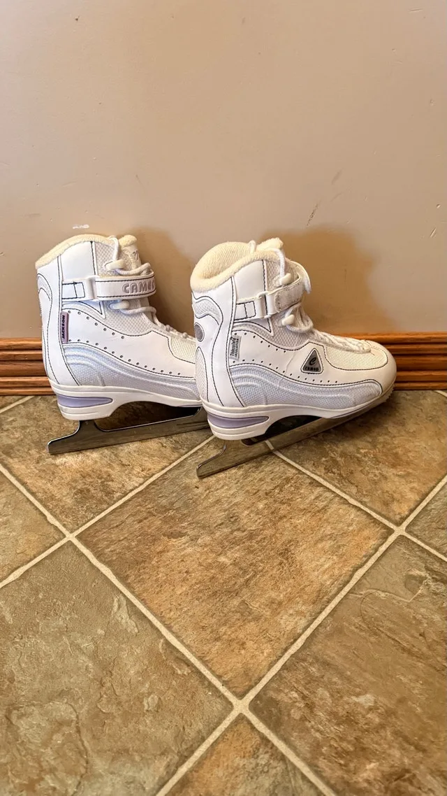 Jackson Cameo Figure Skates thumbnail