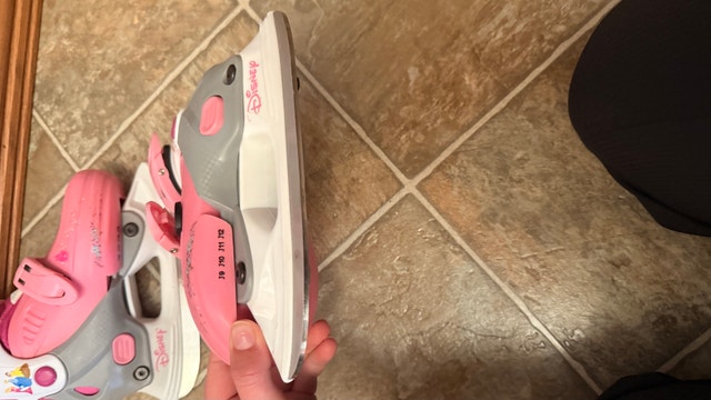 Disney Princess Adjustable Ice Skates - photo 3