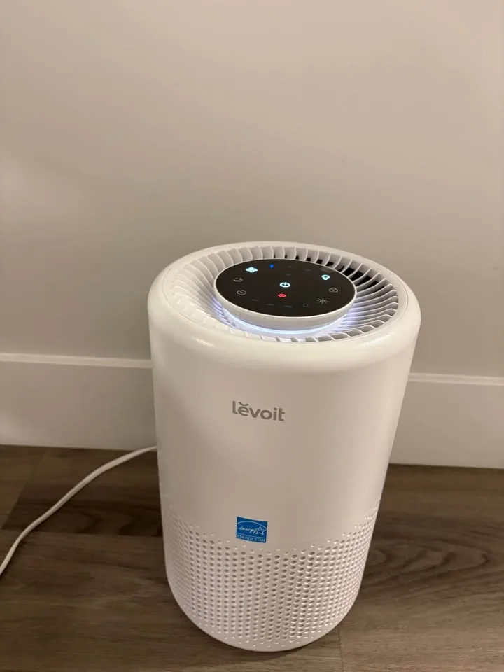 LEVOIT Core 200S-P Smart Air Purifier - Excellent (Used) image indicator(4)