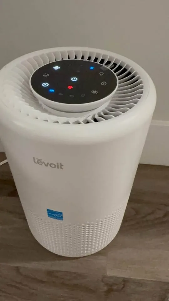 LEVOIT Core 200S-P Smart Air Purifier - Excellent (Used) image indicator(5)