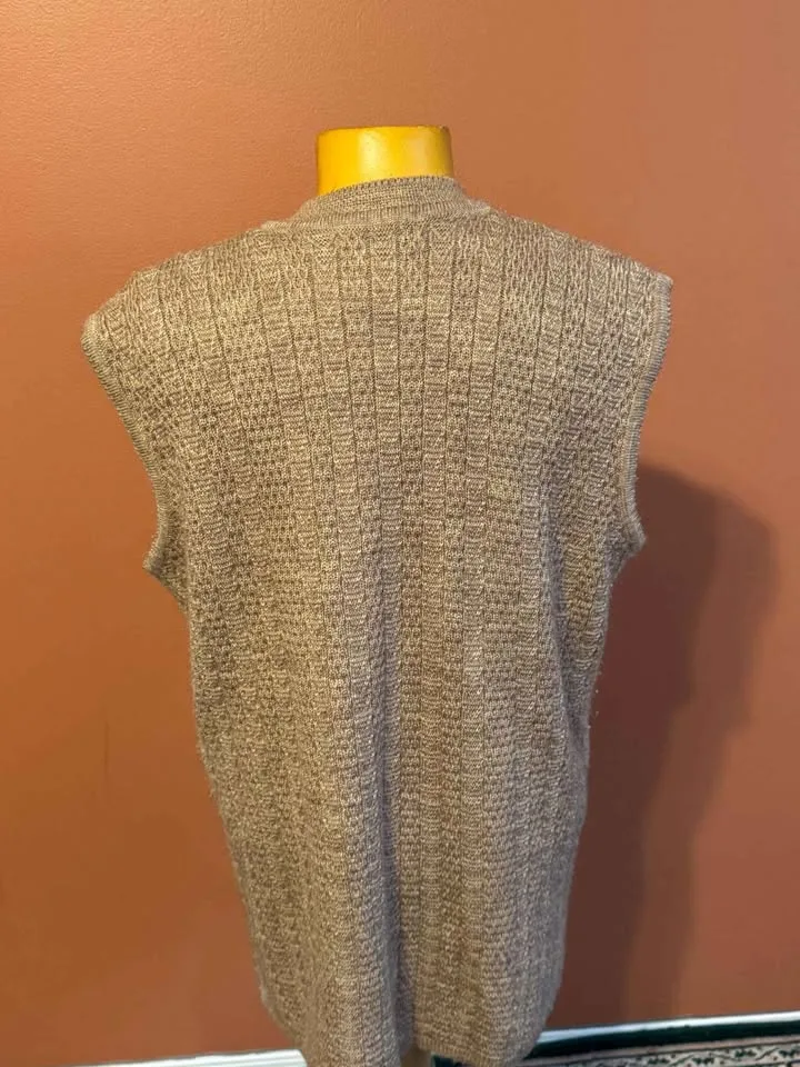 Brand New XL Beige Knit Long Vest – Cozy Fall Layer image indicator(2)
