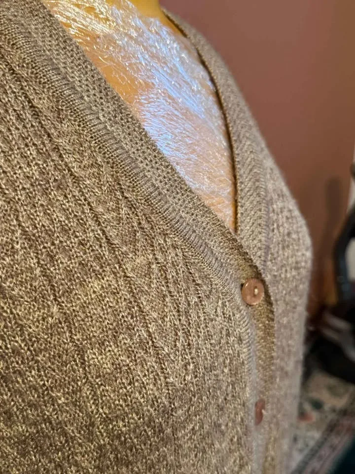 Brand New XL Beige Knit Long Vest – Cozy Fall Layer image indicator(3)