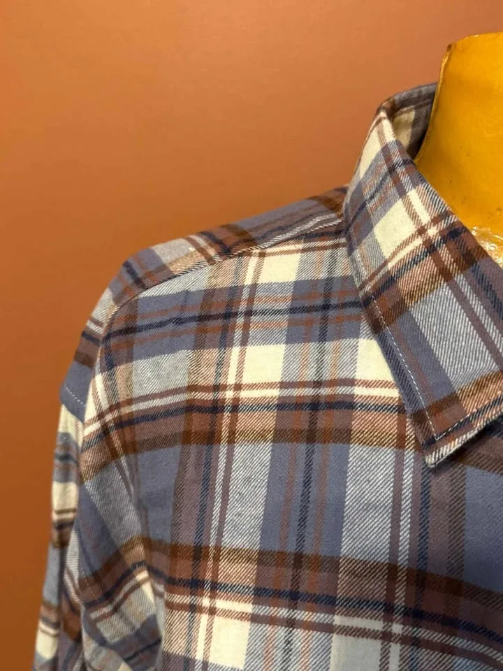 Brand New Size 2XLT Double Pump Men’s Flannel Shirt image indicator(2)