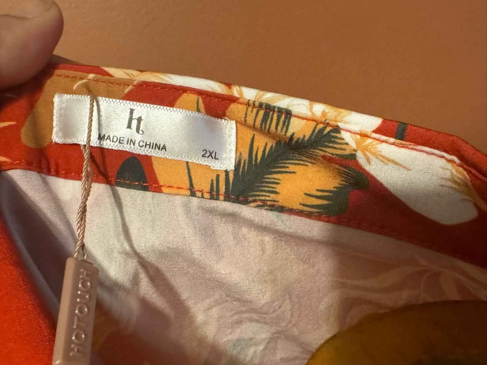 Size L Hotouch Hawaiian Men’s Shirt – Floral Print - photo 5