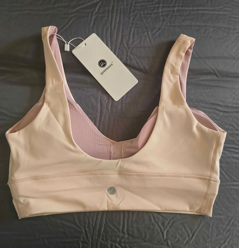 QUEENEKE Size M Seamless Sports Bra – Size M 🩷 image indicator(2)