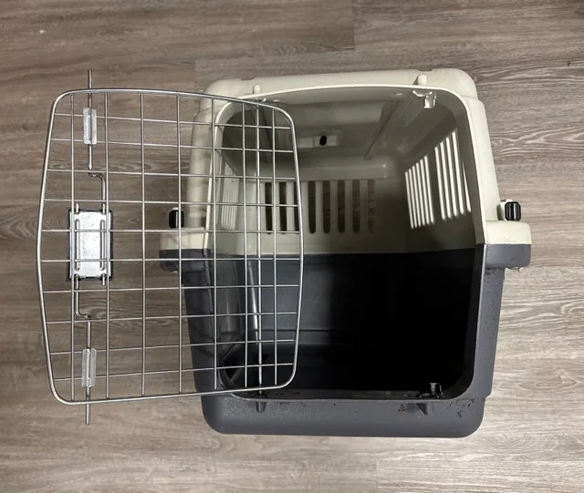 Essentials Pet Carrier image indicator(5)