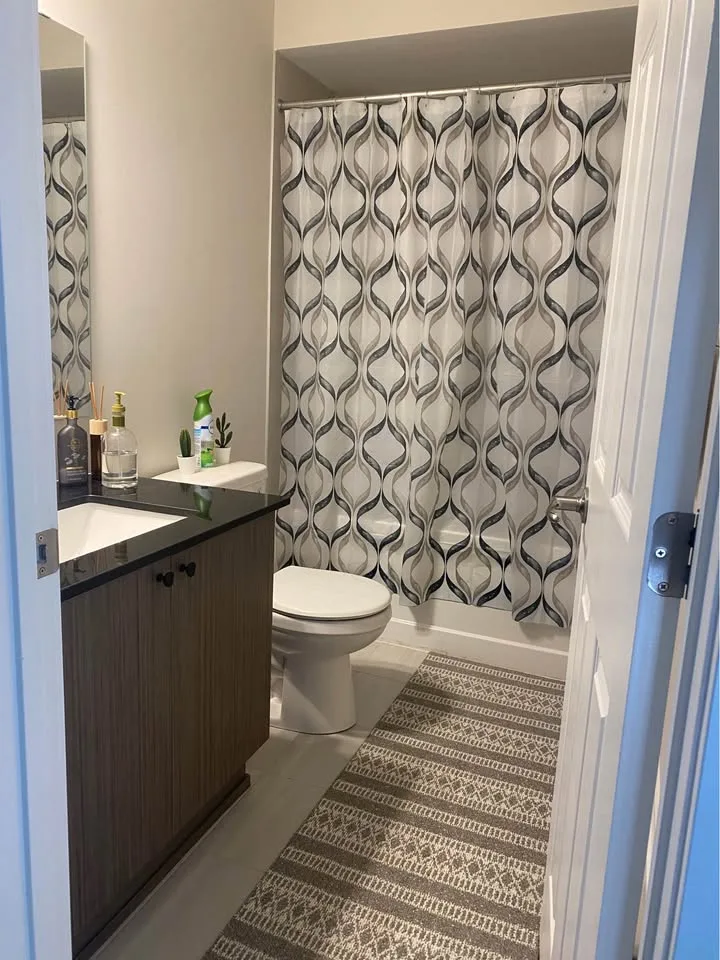 Room for rent - Women image indicator(2)