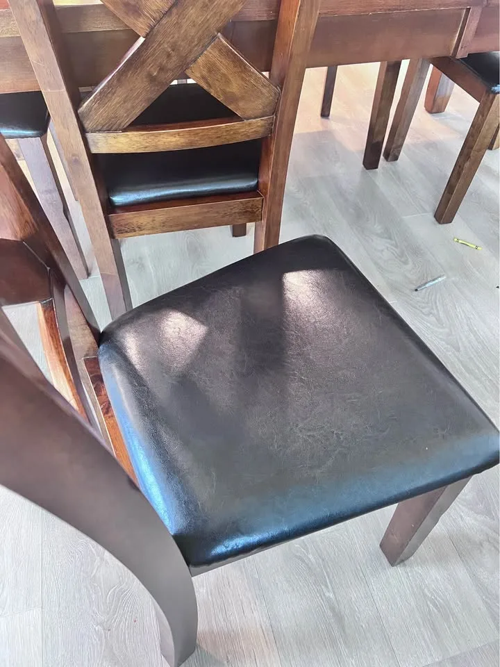 Dining Table with 6 Chairs – Extendable 60–78” – $280 (Moving Sa image indicator(9)