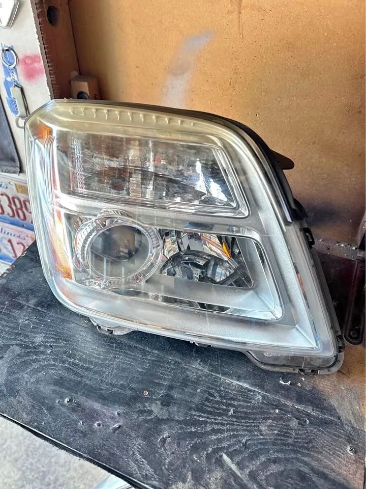2010-2016 GMS Terrain, passenger side headlamp