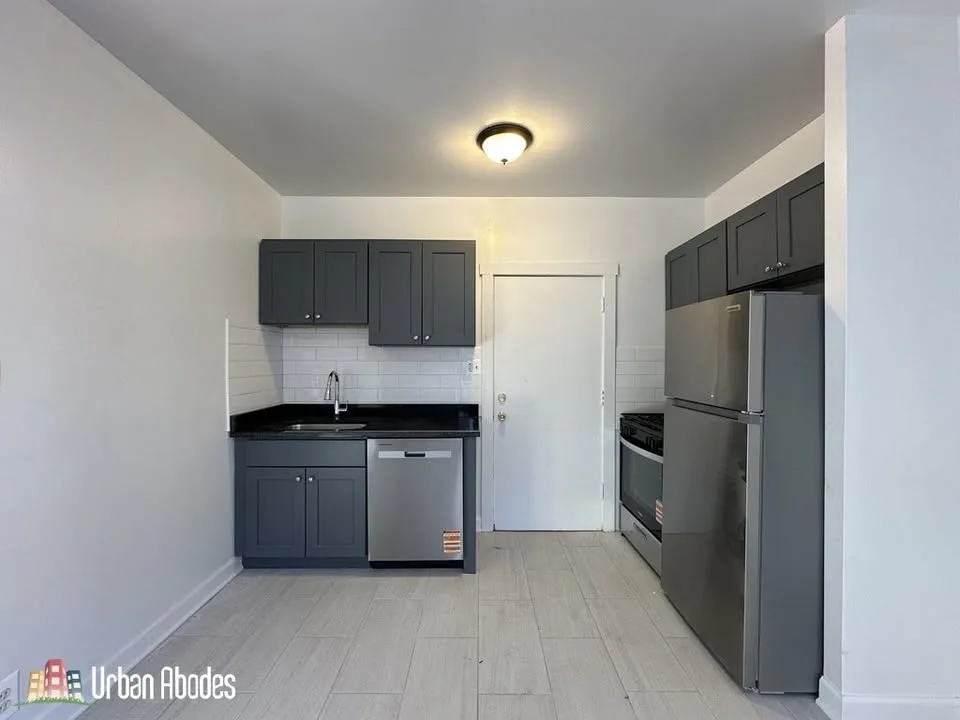 Studio 1 Bath Apartment image indicator(3)