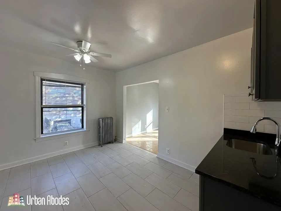 Studio 1 Bath Apartment image indicator(7)