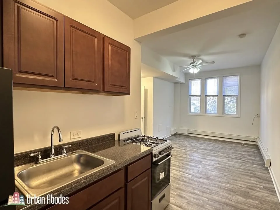 Studio 1 Bath Apartment image indicator(5)