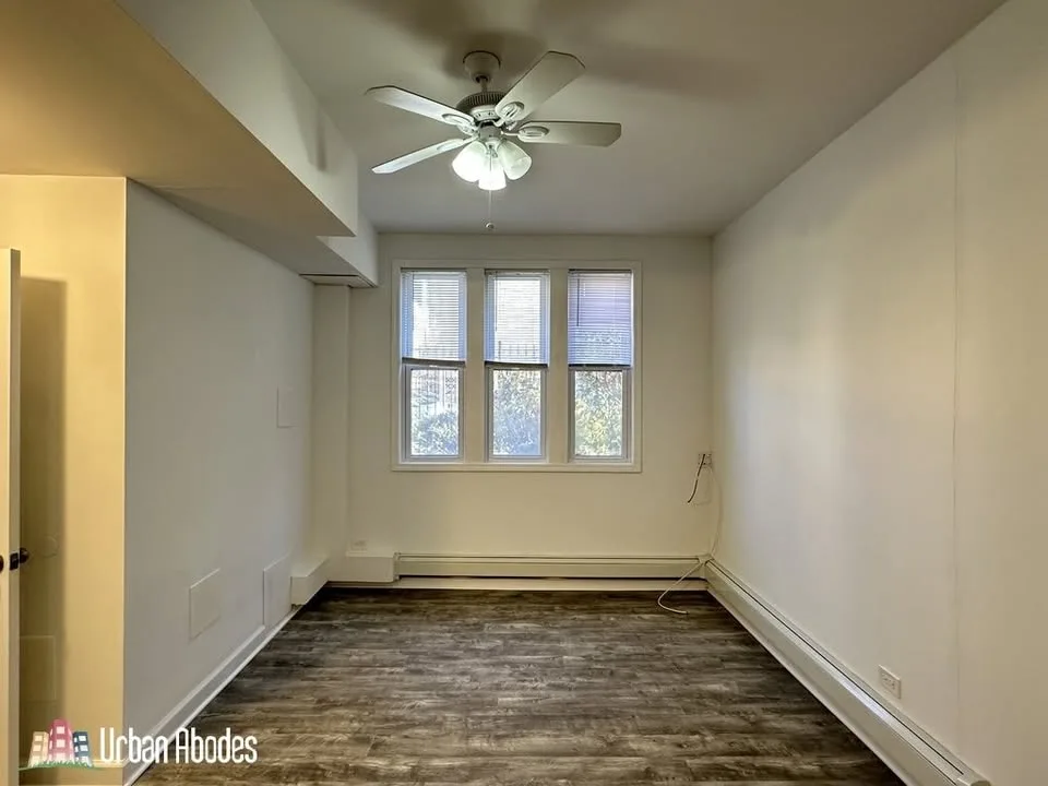 Studio 1 Bath Apartment image indicator(10)