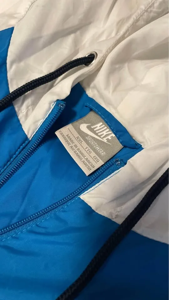 Retro Windbreaker - Nike image indicator(3)