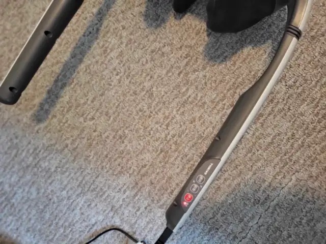 Thrive Neck Massager - photo 2
