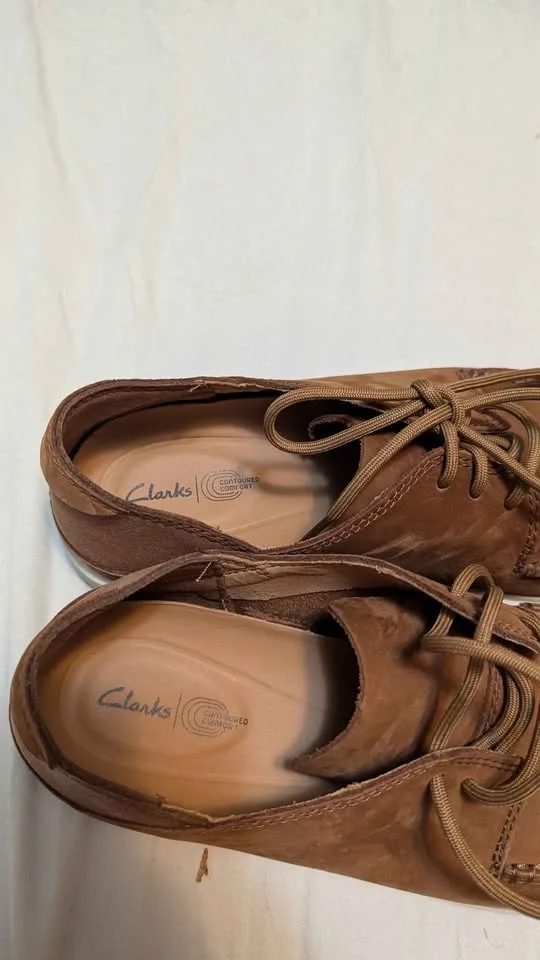 Selling Clarks shoes image indicator(5)