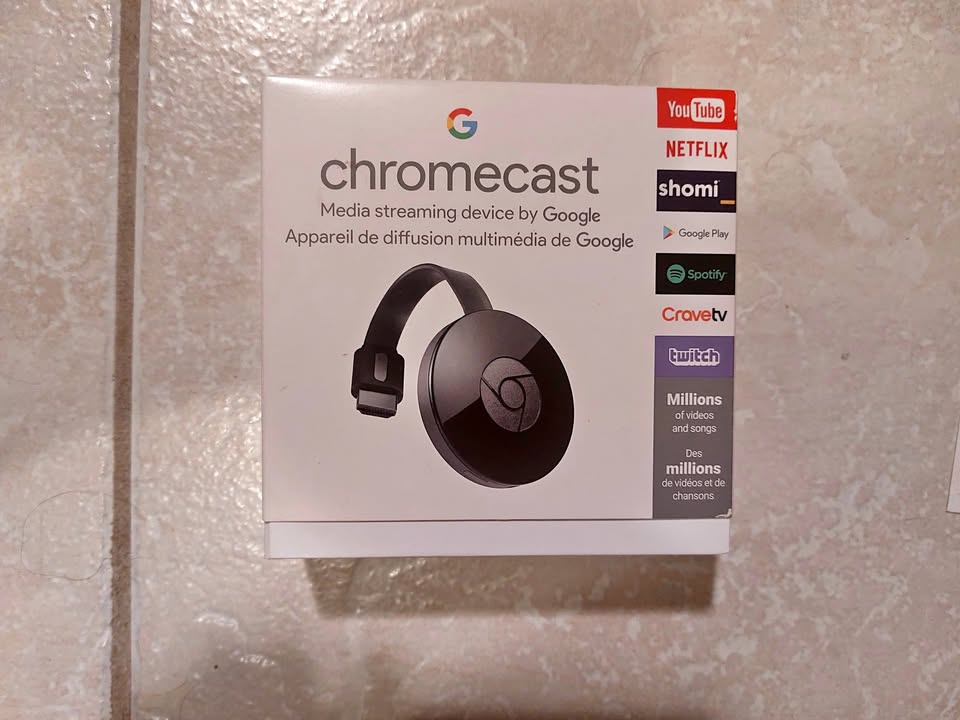 Google Chromecast (2nd Gen) in original box