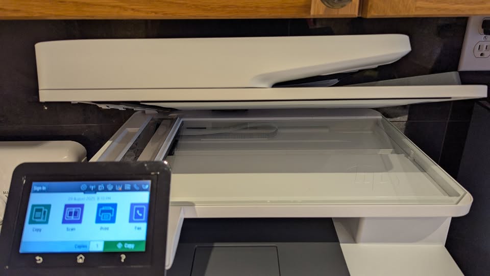 HP LaserJet Pro MFP M479fdw - photo 4