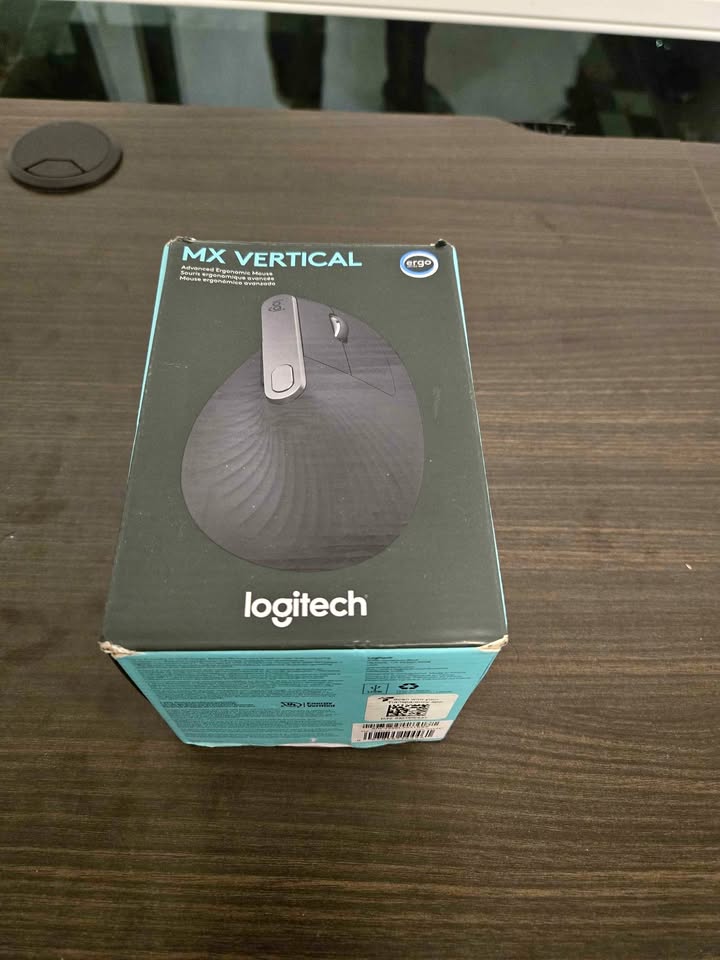 Logitech MX Vertical Ergo Vertical Mouse with Box