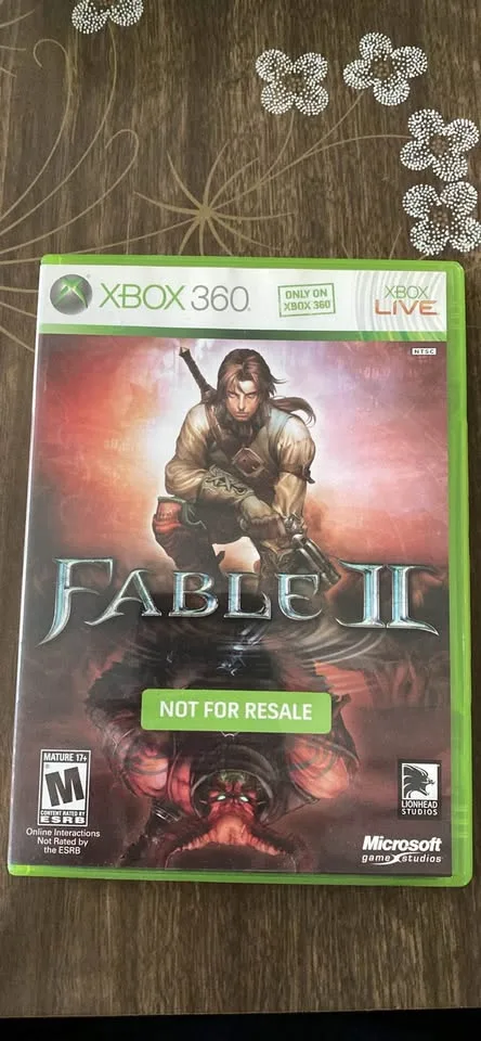 Assorted movies and Xbox games image indicator(3)