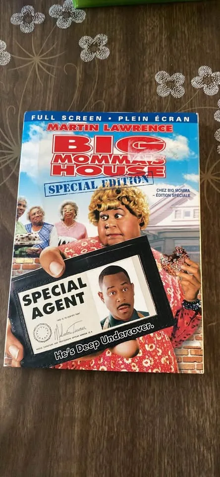 Assorted DVDs image indicator(8)