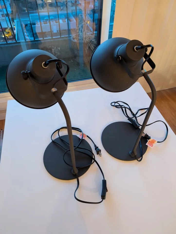 Pair of Grey Table Lamps image indicator(4)