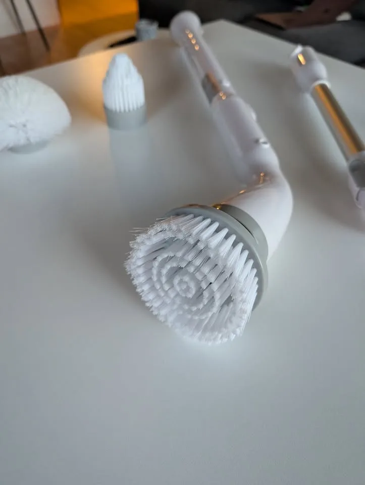 Electric Spin Scrubber – Used Once, Like New image indicator(2)