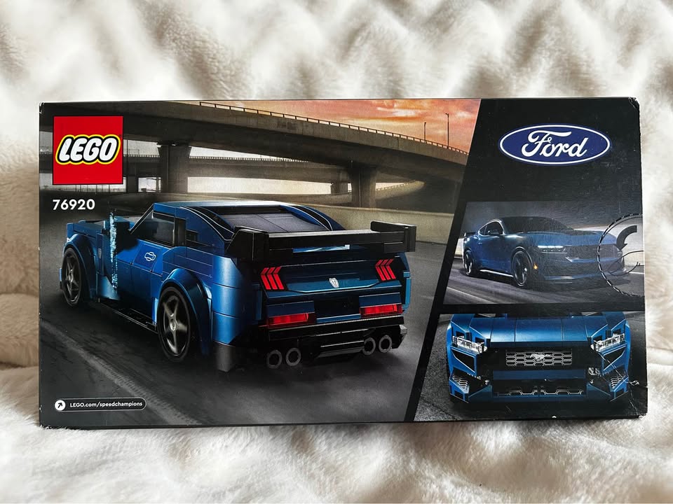 Lego Speed 76920 Ford Mustang Sports Car - photo 2