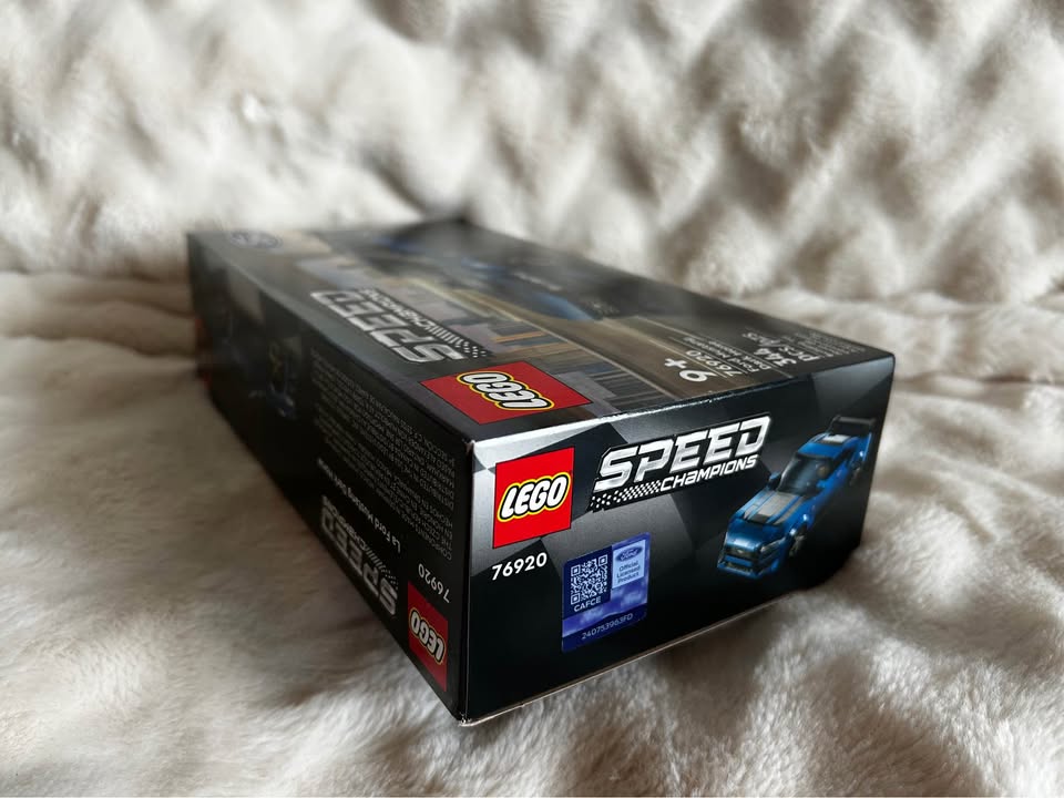 Lego Speed 76920 Ford Mustang Sports Car - photo 3