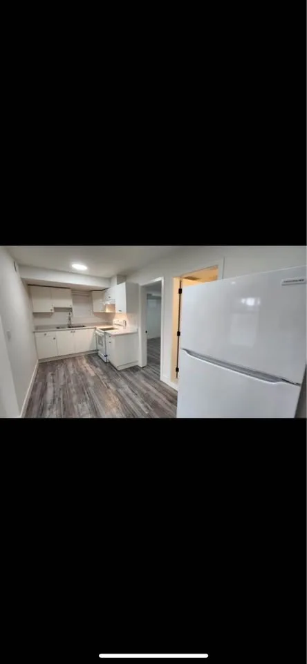 2 Beds 1 Bath - House image indicator(3)