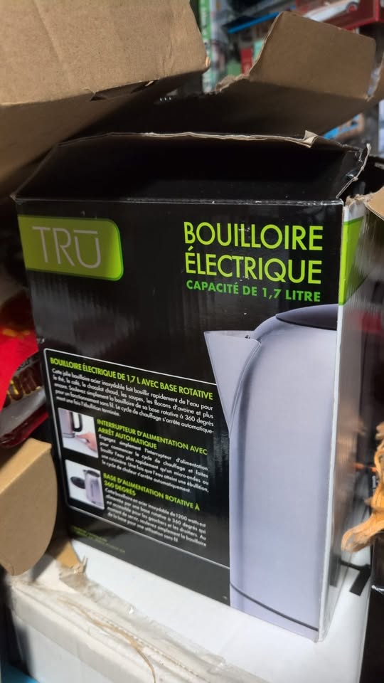 TRU 1.7L Stainless Steel Electric Kettle - photo 2