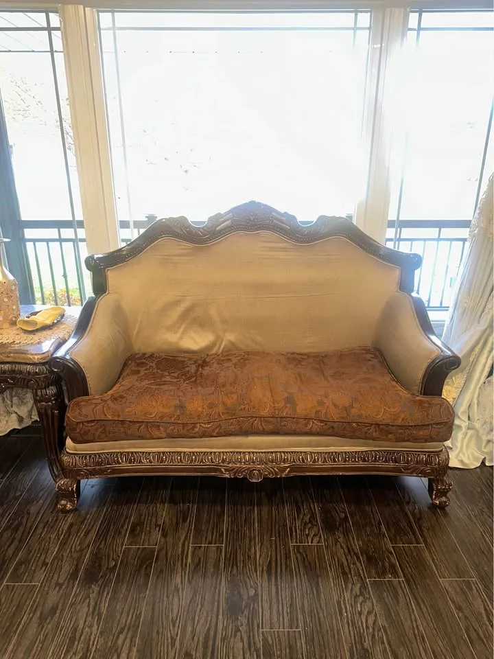 Vintage Solid Wood Carved Sofa — Heavy, Classic & Well-Made image indicator(2)