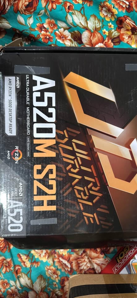 Gigabyte A520M S2H motherboard - photo 2