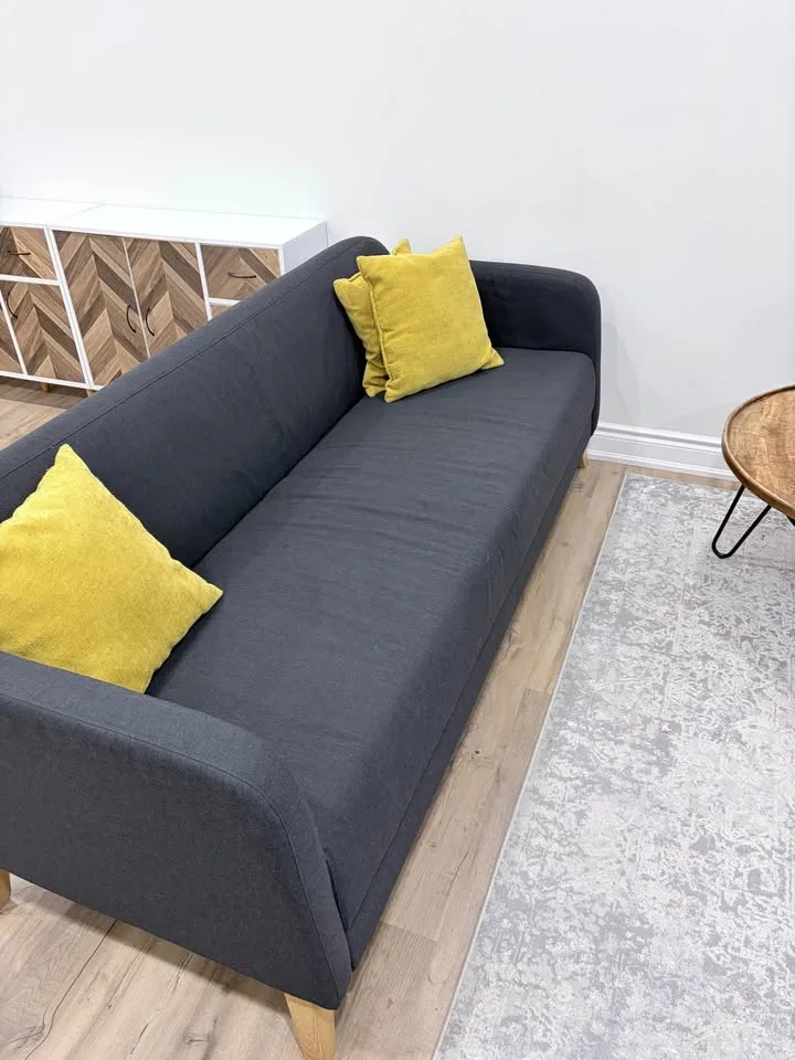 LINANAS IKEA Couch (DELIVERY AVAILABLE) image indicator(2)