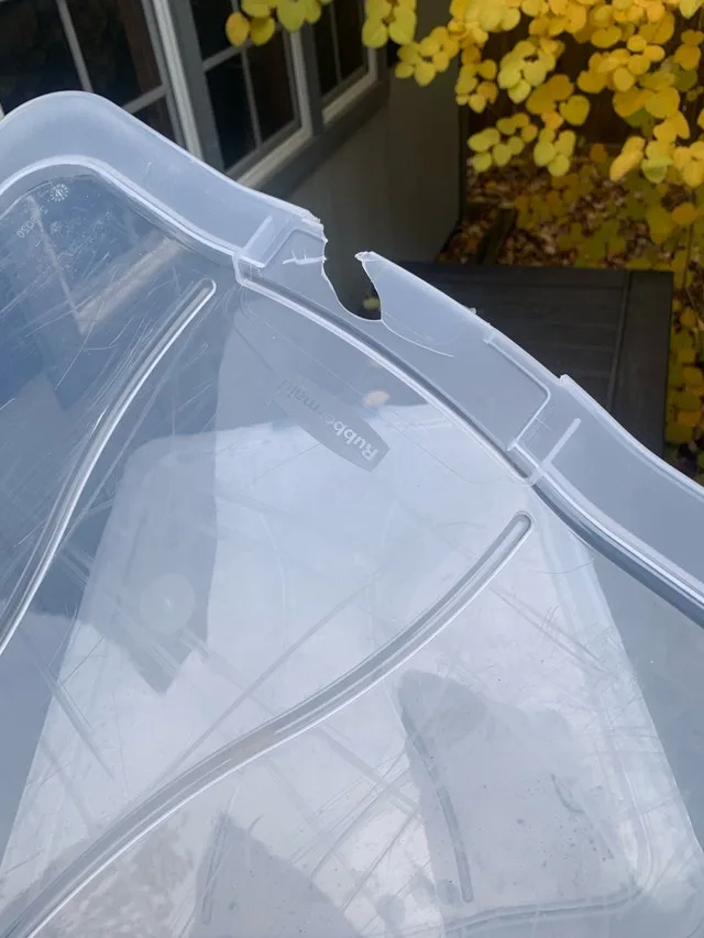 3- Rubbermaid Clever Store Containers image indicator(8)